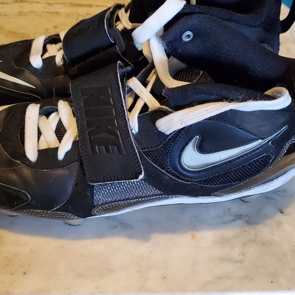 Nike cleats - Picture 3 of 8